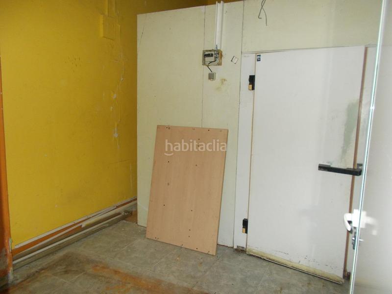 Foto d5cc9912-de5d-472f-8e93-682f479bb12b. Alquiler local comercial local céntrico en alquiler en Vendrell (El)