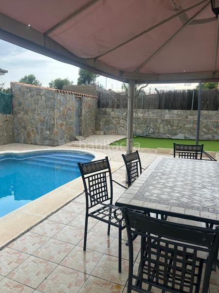 Foto 3bdbb1a6-8f3d-42bd-b5ee-6724a5f91195. Casa espléndida casa en urbanización oasis el vendrell con piscina y magníficas vistas al mar. en Vendrell (El)
