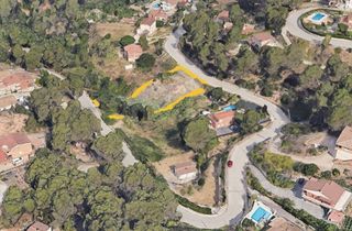 Terreno residencial en Abrera. Exclusivo terreno en urbanización can vilalba  abrera