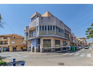 Local Comercial a Calle Patricio Zammit 75