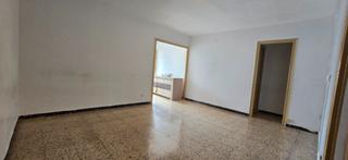 Appartamento in Santa Rosa. Muy cerquita de la parada de metro santa rosa (línea 9)