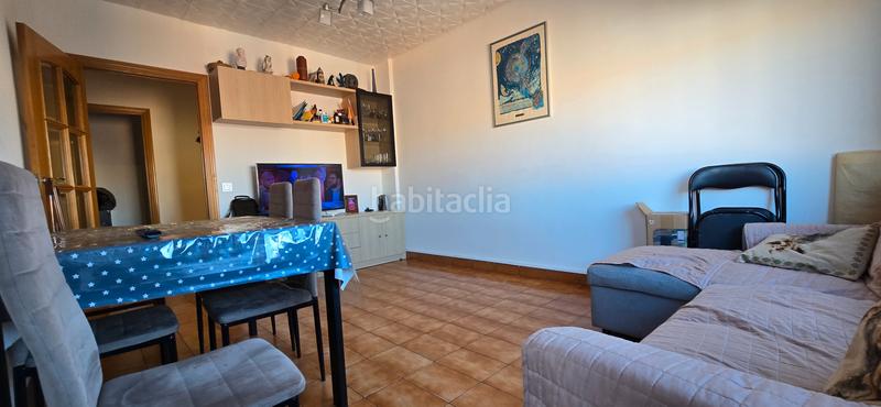 Foto c5c8422e-e51a-4954-8c3a-24a0ab24762a. Pis a Llefià Badalona