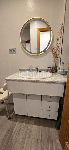 Foto e06d21a6-468e-4791-8b15-05370ad825a5. Pis a Llefià Badalona