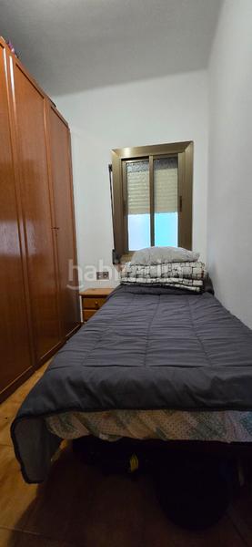 Foto f800f916-e11c-4d19-a3ef-a557021e7155. Pis a Llefià Badalona