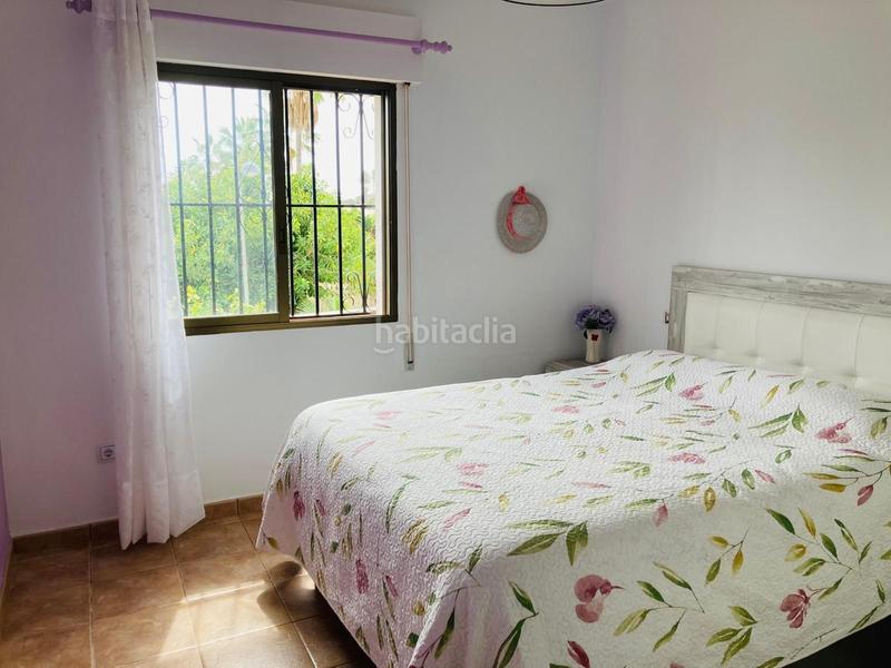 Foto b0cf5a37-3d17-43b7-abfe-22feffdaf7b4. Chalet en Almayate Bajo