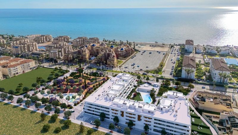 Foto 63ffe22e-d699-4557-bc36-7202bfc241dd. Flat with parking pool in Urbanización Santa Rosa Torrox