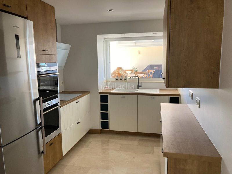 Foto 6d0cddcc-0723-4f30-a0e3-1c4ba9c37a76. Pis amb aparcament piscina a Caleta de Velez