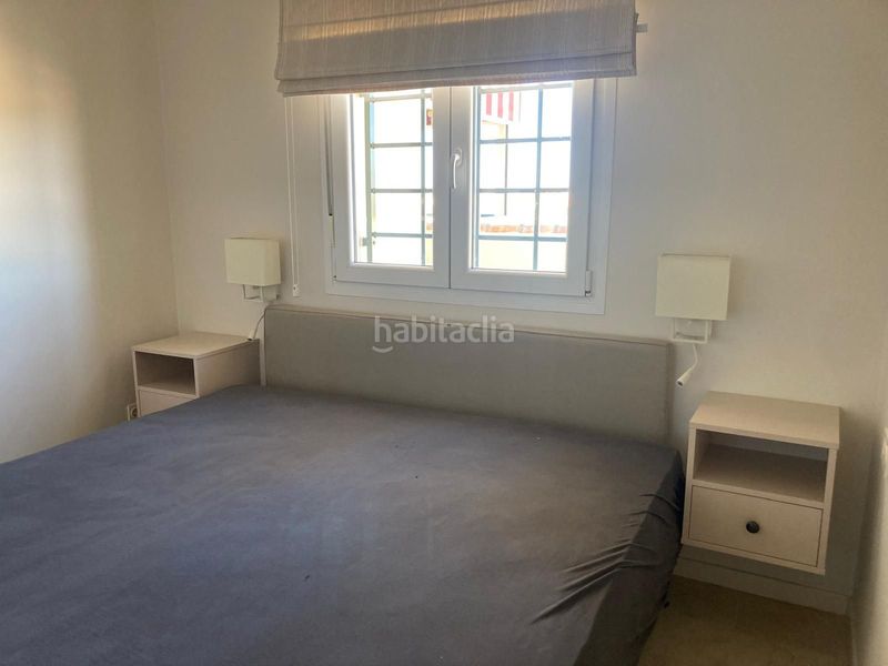 Foto ccd3e493-2368-49d0-a436-f120a797ccc2. Pis amb aparcament piscina a Caleta de Velez