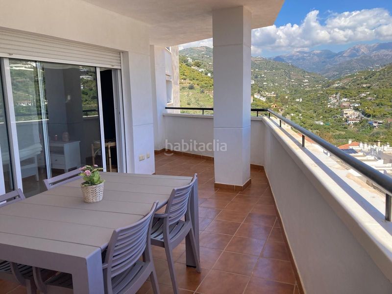 Foto 89d5fcc8-a2d1-493e-8438-6ae4d50e8683. Apartament amb aparcament a Torrox pueblo Torrox