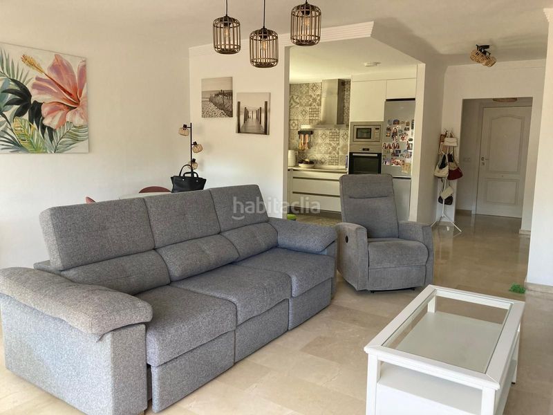 Foto aa9ea310-3bf2-4676-9cba-d4c775c421c0. Apartament amb aparcament a Torrox pueblo Torrox