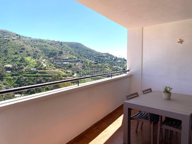 Foto cf7e5dd5-14b4-4143-8d2d-bff72ea93d8f. Apartament amb aparcament a Torrox pueblo Torrox