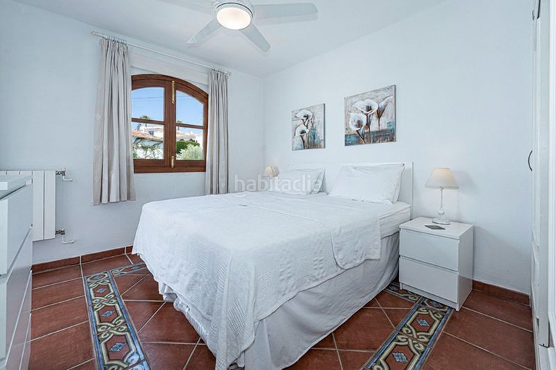 Foto cec888fe-062c-4cbd-95c6-1b8983bb4036. Casa adosada en Capistrano Nerja