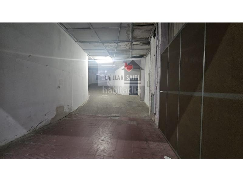 Foto 637407c4-8e49-451d-aa39-934c89b2065c. Aparcament cotxe a Xàtiva