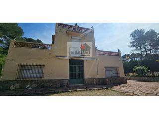 Maison  N/a. En venta chalet en zona bixquert suelo urbano