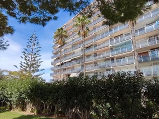 Pis a Carrer brixola 1. Apartamento con preciosas vistas al mar / piscina y zona infanti