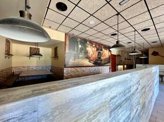 Local Comercial a Avinguda de marià fortuny 34. Local amb altell de 281m2 / ideal per a molts negocis