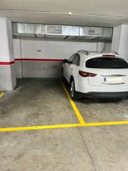 Miete Autoparkplatz in Avinguda de roma 36. Places de parquing a torres catalunya