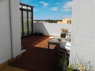 Duplex in Carrer de pere benavent 19. Piso de 3 hab con solarium