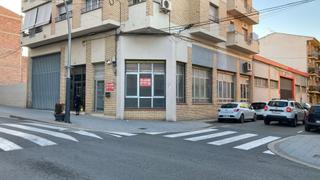 Miete Geschäftsraum in Avinguda de les comarques catalanes 38. Local de 380m2 al centre / moltes possibilitats