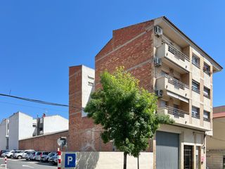 Miete Geschäftsraum in Avinguda de les comarques catalanes 38. Local de 150 m2 al millor centre comercial
