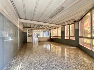 Lloguer Local Comercial a Avinguda de les comarques catalanes 38. Local cantoner de 71 m2 al centre