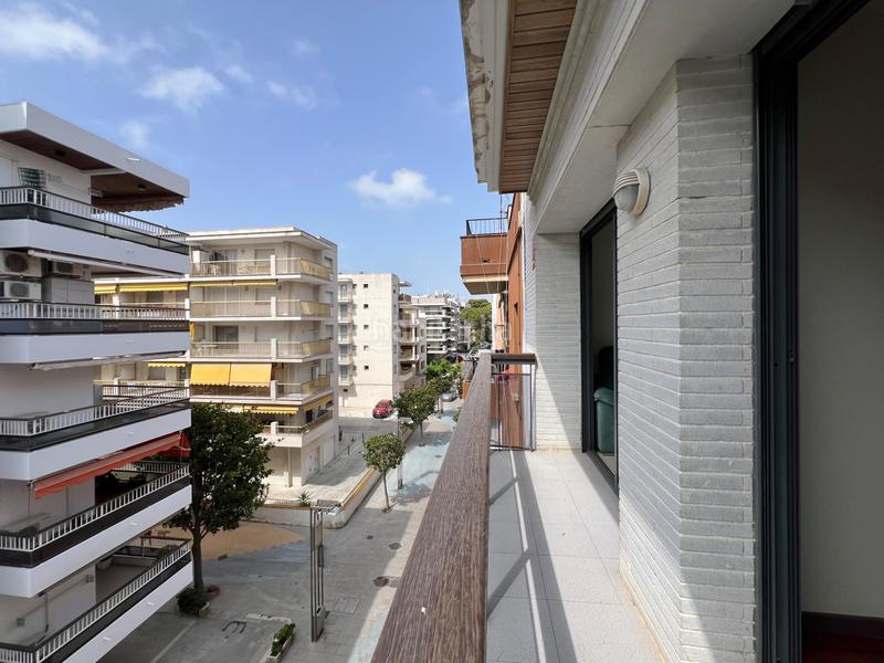 Foto 129760bf-40bd-4b2c-b792-0052990153bd. Appartamento in carrer de l'església 12 in Platja de Ponent Salou