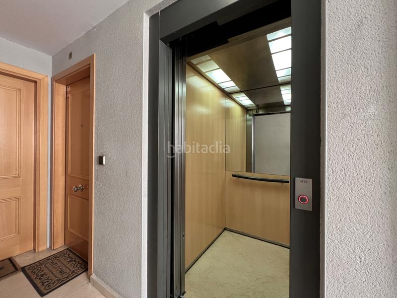 Foto 2be54925-362b-46d4-b864-71ea9aad8ec7. Appartamento in carrer de l'església 12 in Platja de Ponent Salou