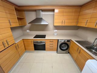 Flat in Carrer de l'església 12. Piso de 3-4 hab. a 150 mts de la playa