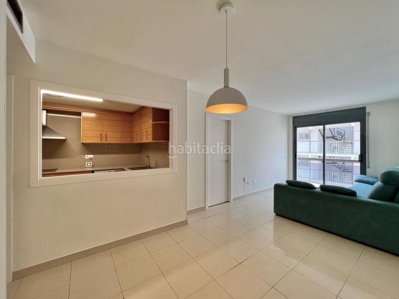 Foto 7d7f5b27-2b01-4af8-ab20-4676fea643a4. Appartamento in carrer de l'església 12 in Platja de Ponent Salou