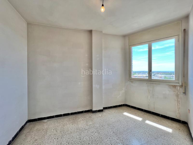 Foto 45145e29-209a-44c8-ac8b-3f1ddb8629ca. Piso en avinguda de sant bernat calbó 39 piso de 4 habitaciones con vistas y buena orientación en Reus