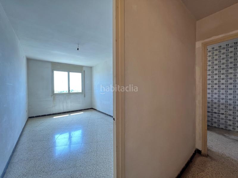 Foto 4a22da4e-f9a9-4882-b0be-d92a8ac7ff40. Piso en avinguda de sant bernat calbó 39 piso de 4 habitaciones con vistas y buena orientación en Reus