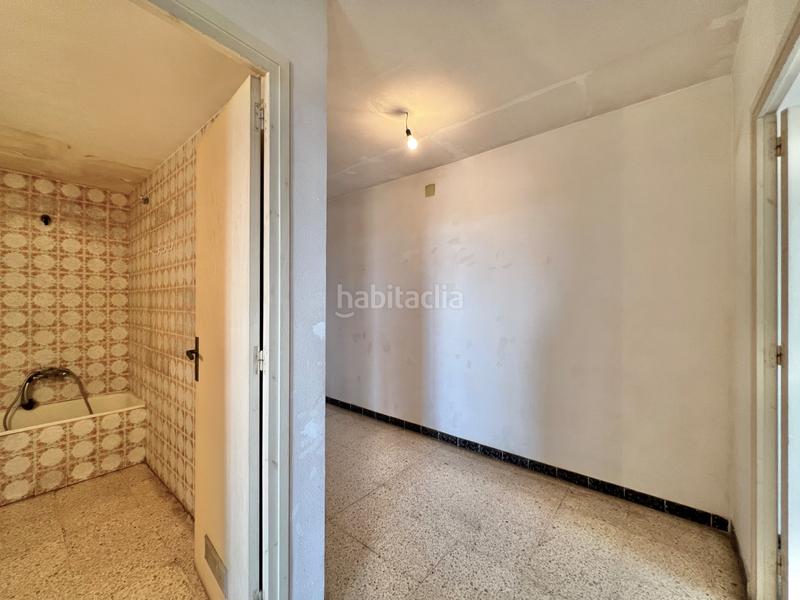 Foto 95c1916d-8b13-4c25-9429-60a878efafb3. Piso en avinguda de sant bernat calbó 39 piso de 4 habitaciones con vistas y buena orientación en Reus