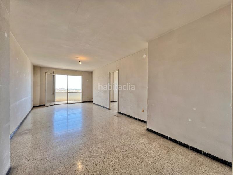 Foto f8f1ad8a-6a49-4de4-b96f-42df4b9ededa. Piso en avinguda de sant bernat calbó 39 piso de 4 habitaciones con vistas y buena orientación en Reus