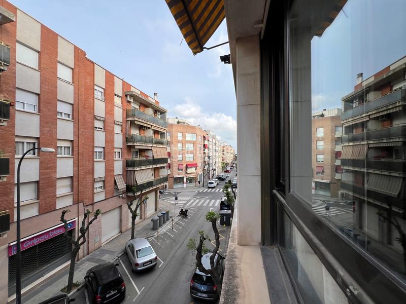 Foto 0fc58dba-5f31-4309-b742-1c9b8d37990f. Alquiler piso en carrer de roger de belfort 4 pis per estudiants de 4 habitacions zona biblioteca xavier amorós en Reus