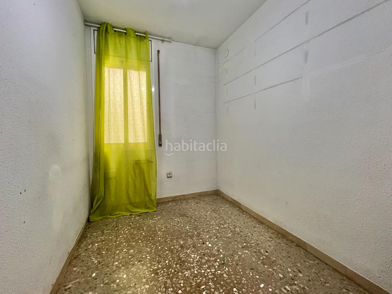 Foto 168fcb30-4c80-43d9-88d0-312ac8940238. Alquiler piso en carrer de roger de belfort 4 pis per estudiants de 4 habitacions zona biblioteca xavier amorós en Reus