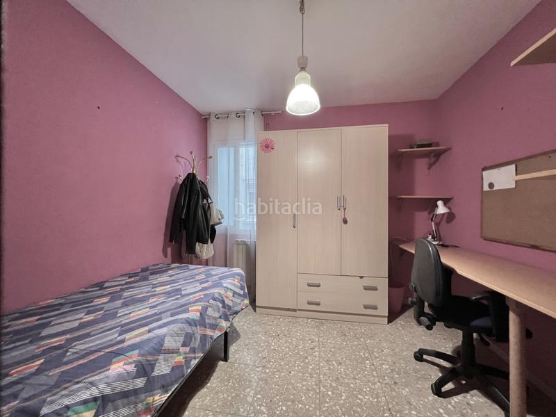 Foto a0c032bd-8420-4461-926c-978bb5fb42ff. Alquiler piso en carrer de roger de belfort 4 pis per estudiants de 4 habitacions zona biblioteca xavier amorós en Reus