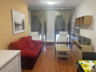 Miete Etagenwohnung in Raval de robuster 34. Pis de dues hab. edifici santa llúcia