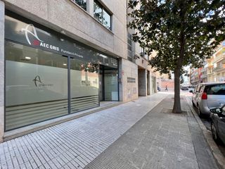 Lloguer Local Comercial a Camí de l'aleixar 50. Local de 148 m2 acondicionat per a oficines o comerç