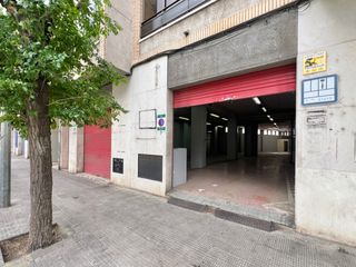 Local Comercial a Avinguda de Marià Fortuny 80