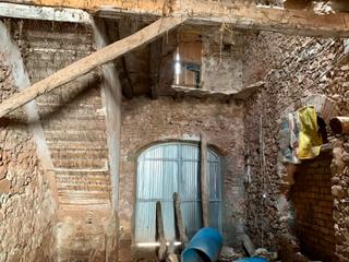 Country house in Pratdip