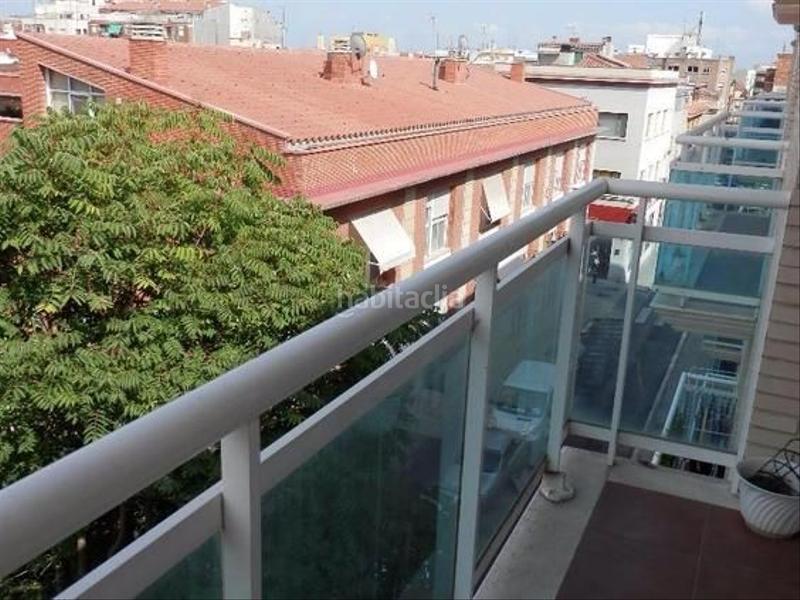 Foto f57e8cb1-d3c8-40c6-9f26-5b0770418fae. Edificio in Centre Reus