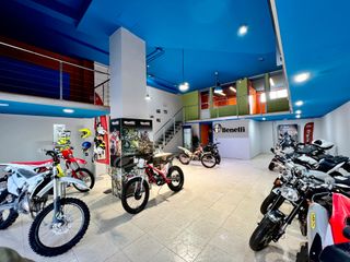 Miete Geschäftsraum in Ponent. Local comercial con aire acondicionado