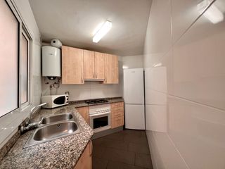 Location Appartement à Mestral. Piso de 3 hab. / contrato temporal para empresas, estudiantes...