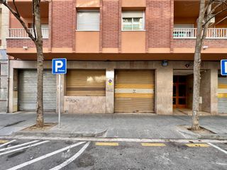 Locale commerciale in Ponent. Local de 98 m2 en calle argentera