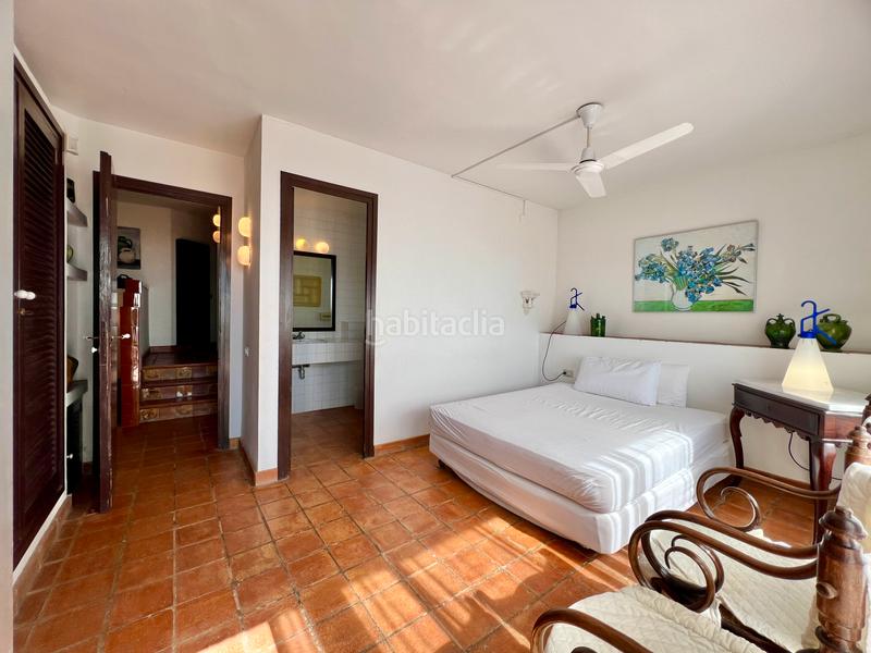 Foto 686a4507-14e2-45d4-ad68-e121dd711698. Casa adossada amb xemeneia aparcament a Vilafortuny Platja Cambrils