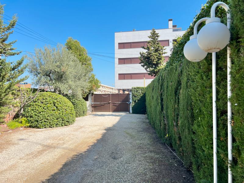 Foto a8056a3e-87dd-44da-abb0-f011bca75ac1. Casa adossada amb xemeneia aparcament a Vilafortuny Platja Cambrils