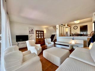 Semi detached house in Vilafortuny Platja. Adosada de 136m2 a pié de playa