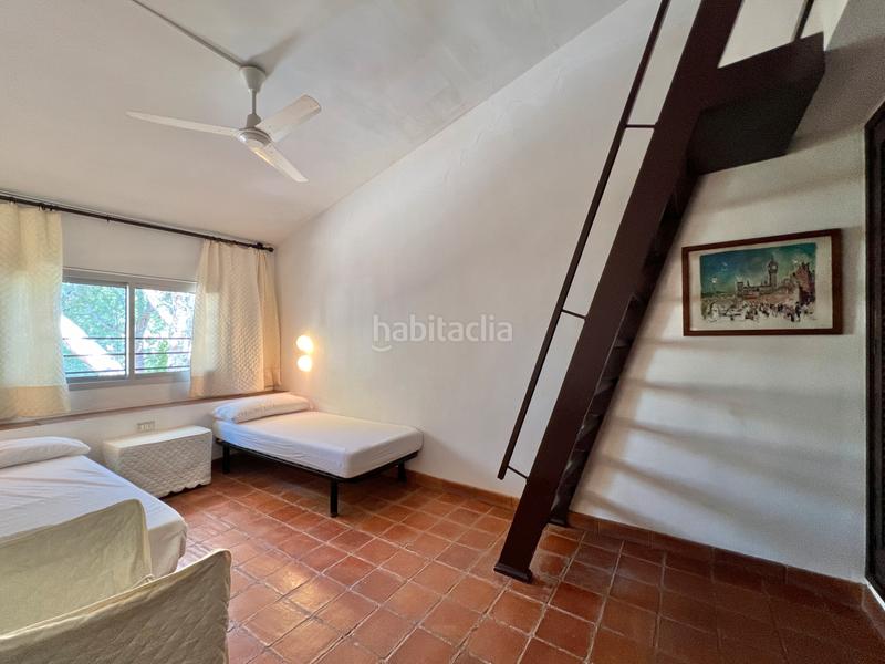 Foto f8fe5095-647f-49ca-97f8-e849bab3775a. Casa adossada amb xemeneia aparcament a Vilafortuny Platja Cambrils