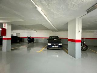 Miete Autoparkplatz in Carrer de monsenyor higini anglès 11. Plaza de parquing en calle higini anglès