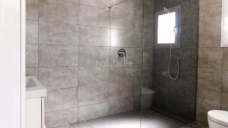 Foto a0f1b9bd-6dbb-41b0-84ea-a8c3c46cadbe. Chalet in calle mayor 130 in La Zenia Orihuela